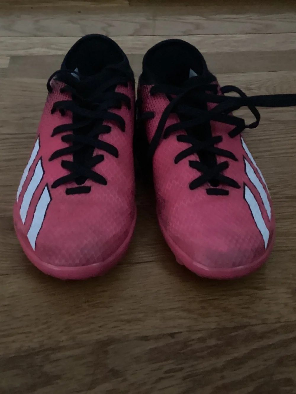 Adidas size US 3 pink soccer turf shoes